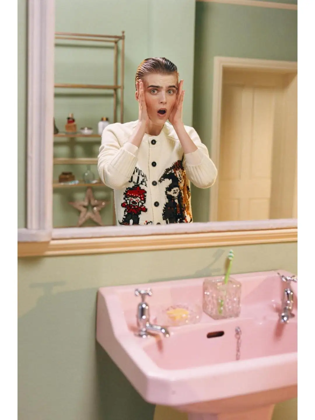 Long Sve round Ne Knitted Coat with Button Closure And Cartoon Character Embroidery Soft And Warm for Winter Travel
Long Sve round Ne Knitted Coat with Button Closure And Cartoon Character Embroidery Soft And Warm for Winter Travel