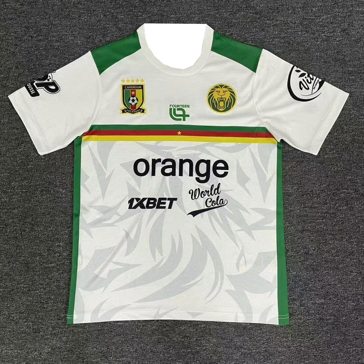 2025 Summer Hot-selling New Cameroon Football Jersey Outdoor Training Breathable Quick-drying Daily Casual Short-sleeved T-shirt
2025 Summer Hot-selling New Cameroon Football Jersey Outdoor Training Breathable Quick-drying Daily Casual Short-sleeved T-shirt