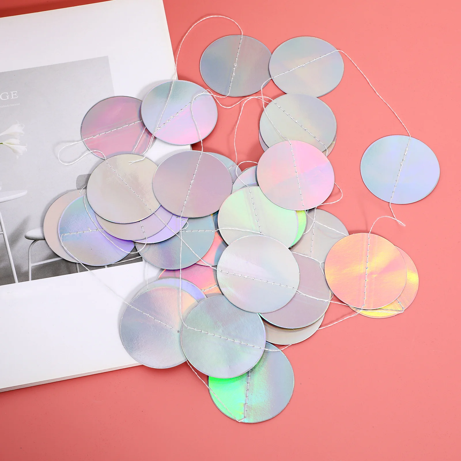 5pcs Iridescent Circle Dots Garland Party Decorations Birthday Disco Streamers Hanging For Wedding Courtyard Glitter Garlands 
5pcs Iridescent Circle Dots Garland Party Decorations Birthday Disco Streamers Hanging For Wedding Courtyard Glitter Garlands