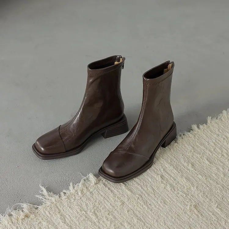 Short boots women 2026 flat bottomed soft soled square toe street skinny boots soft leather Maillard boots
Short boots women 2026 flat bottomed soft soled square toe street skinny boots soft leather Maillard boots