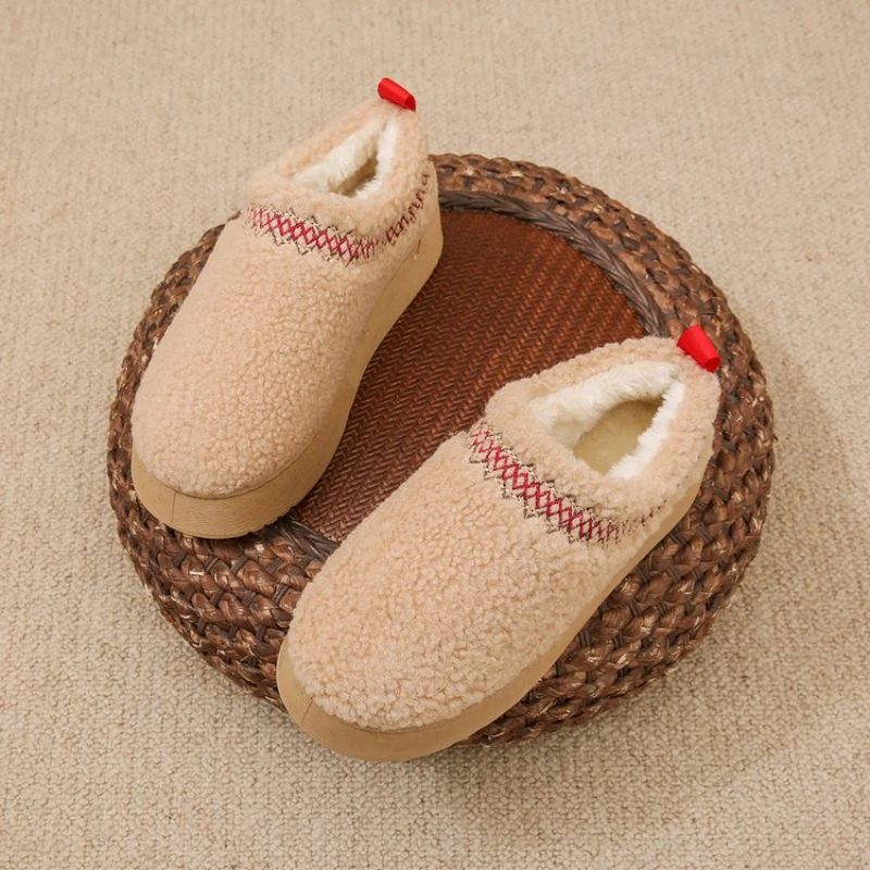 2024 New Women Fur Slippers Ankle Boots Flats Platform Short Plush Warm Flip Flops Cotton Shoes Designer Brand Winter Snow Botas
2024 New Women Fur Slippers Ankle Boots Flats Platform Short Plush Warm Flip Flops Cotton Shoes Designer Brand Winter Snow Botas