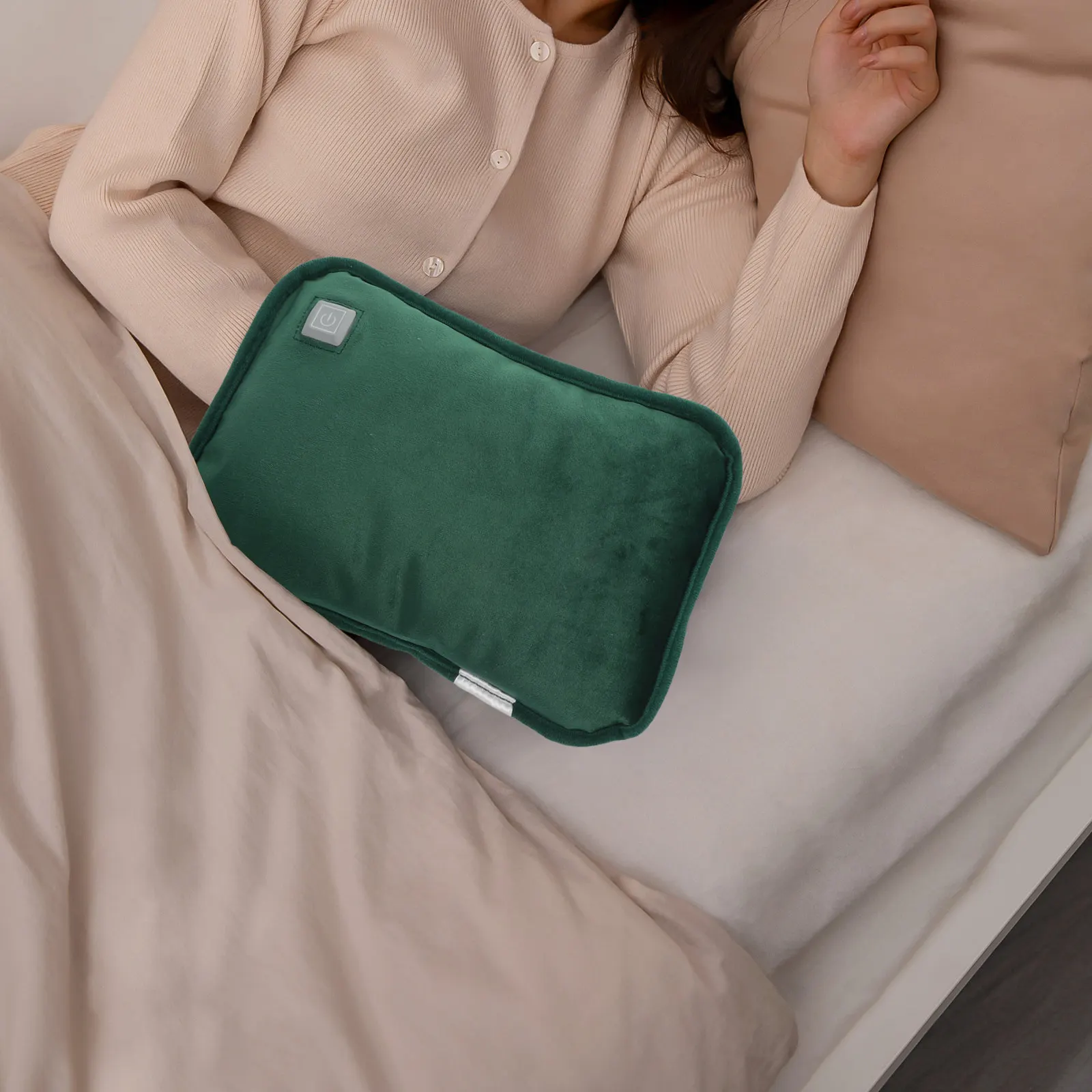 1Pcs Skin-Friendly Portable USB Rechargeable Hand Warmer Winter Hand Heating Bag Hollow Pillow Design for Home Use and Gift
1Pcs Skin-Friendly Portable USB Rechargeable Hand Warmer Winter Hand Heating Bag Hollow Pillow Design for Home Use and Gift