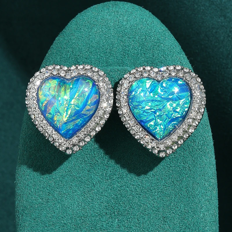 Vintage Colorful Heart Blue Rhinestone Earrings For Woman Antique Gold Color Trendy Art Deco Jewelry Elegant Luxury Gift Wedding
Vintage Colorful Heart Blue Rhinestone Earrings For Woman Antique Gold Color Trendy Art Deco Jewelry Elegant Luxury Gift Wedding