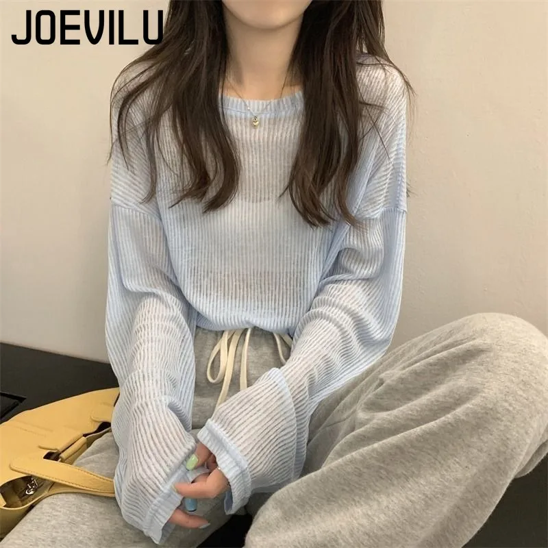 JOEVILU женская солнцезащитная рубашка с длинными рукавами, тонкая простая свободная футболка для девочек, летняя слегка прозрачная нижняя рубашка, нишевый шикарный топ
JOEVILU женская солнцезащитная рубашка с длинными рукавами, тонкая простая свободная футболка для девочек, летняя слегка прозрачная нижняя рубашка, нишевый шикарный топ