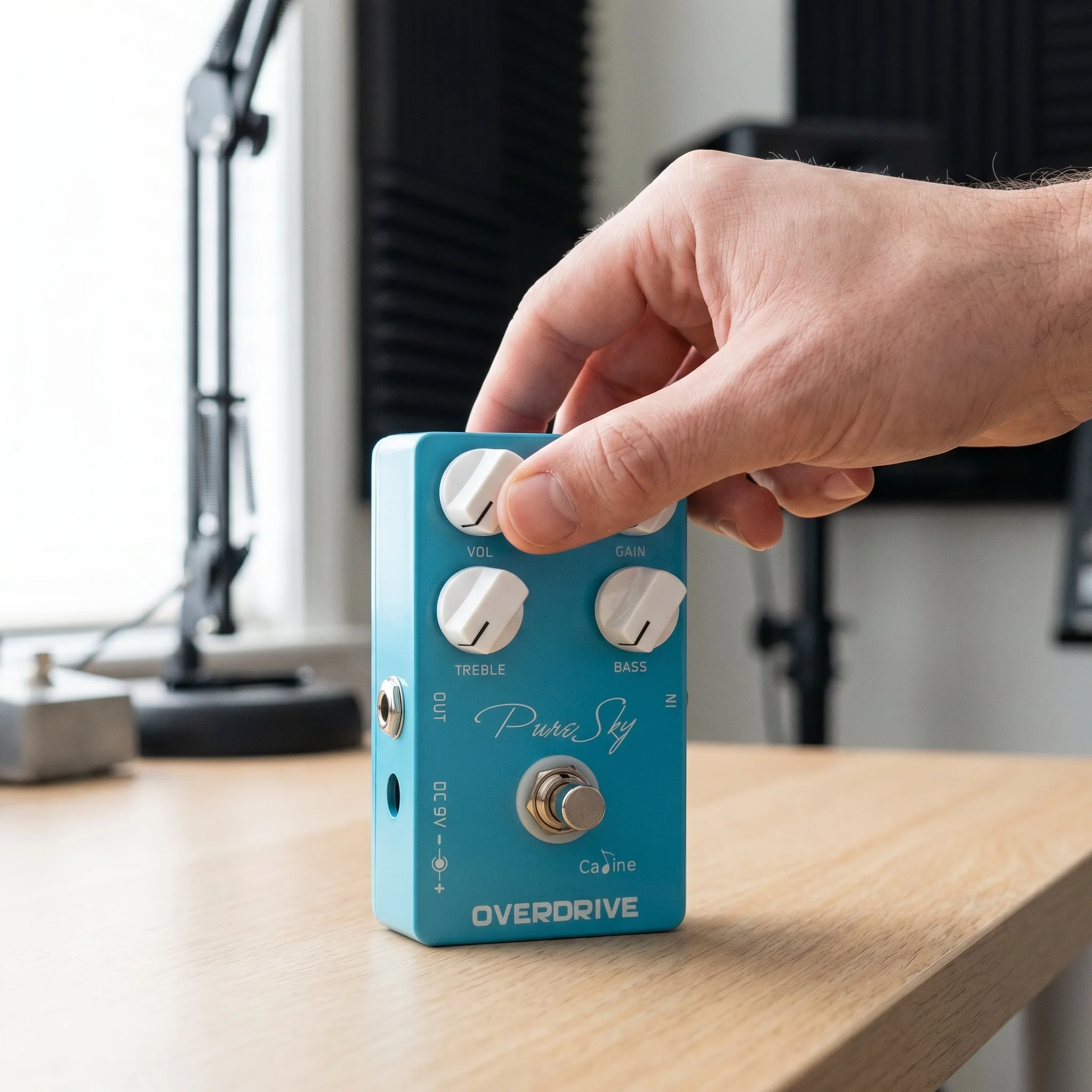 CALINE CP-12 Pure Sky OD Pedal Clean Overdrive Effect True Bypass Compact Mini for Electric Guitar Bass Performance Rehearsal
CALINE CP-12 Pure Sky OD Pedal Clean Overdrive Effect True Bypass Compact Mini for Electric Guitar Bass Performance Rehearsal
