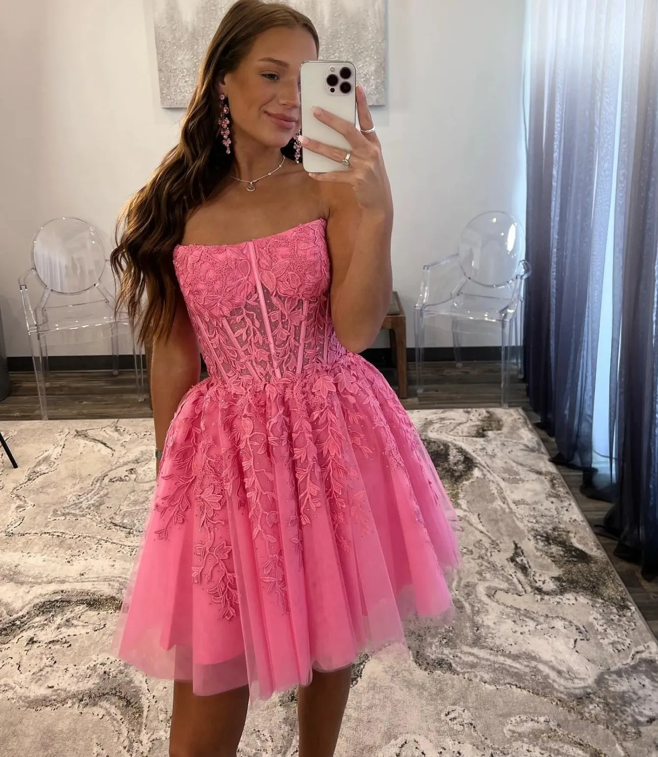 2025 New Rosy Pink Short Prom Dresses Strapless Lace Appliques Tulle Formal Evening Party Gowns Birthday Robe De Soriee
2025 New Rosy Pink Short Prom Dresses Strapless Lace Appliques Tulle Formal Evening Party Gowns Birthday Robe De Soriee