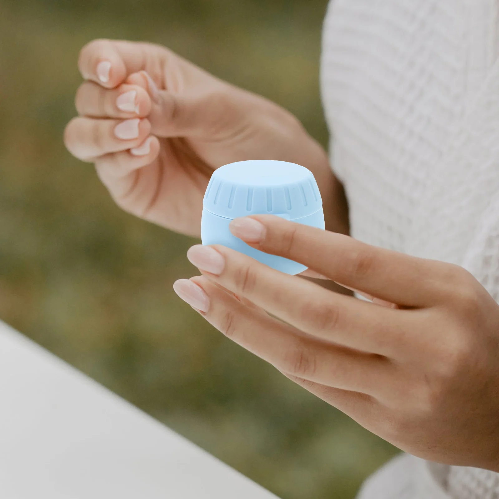 2Pcs Leakproof Silicone Travel Containers for Cosmetics Jewelry Creams Compact Toiletry Bottles Lightweight Organizer Travel
2Pcs Leakproof Silicone Travel Containers for Cosmetics Jewelry Creams Compact Toiletry Bottles Lightweight Organizer Travel