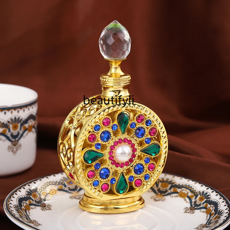 Gold French retro high-end exquisite glass bottle embroidery color, sealed and packaged small empty bottle ornament 
Gold French retro high-end exquisite glass bottle embroidery color, sealed and packaged small empty bottle ornament