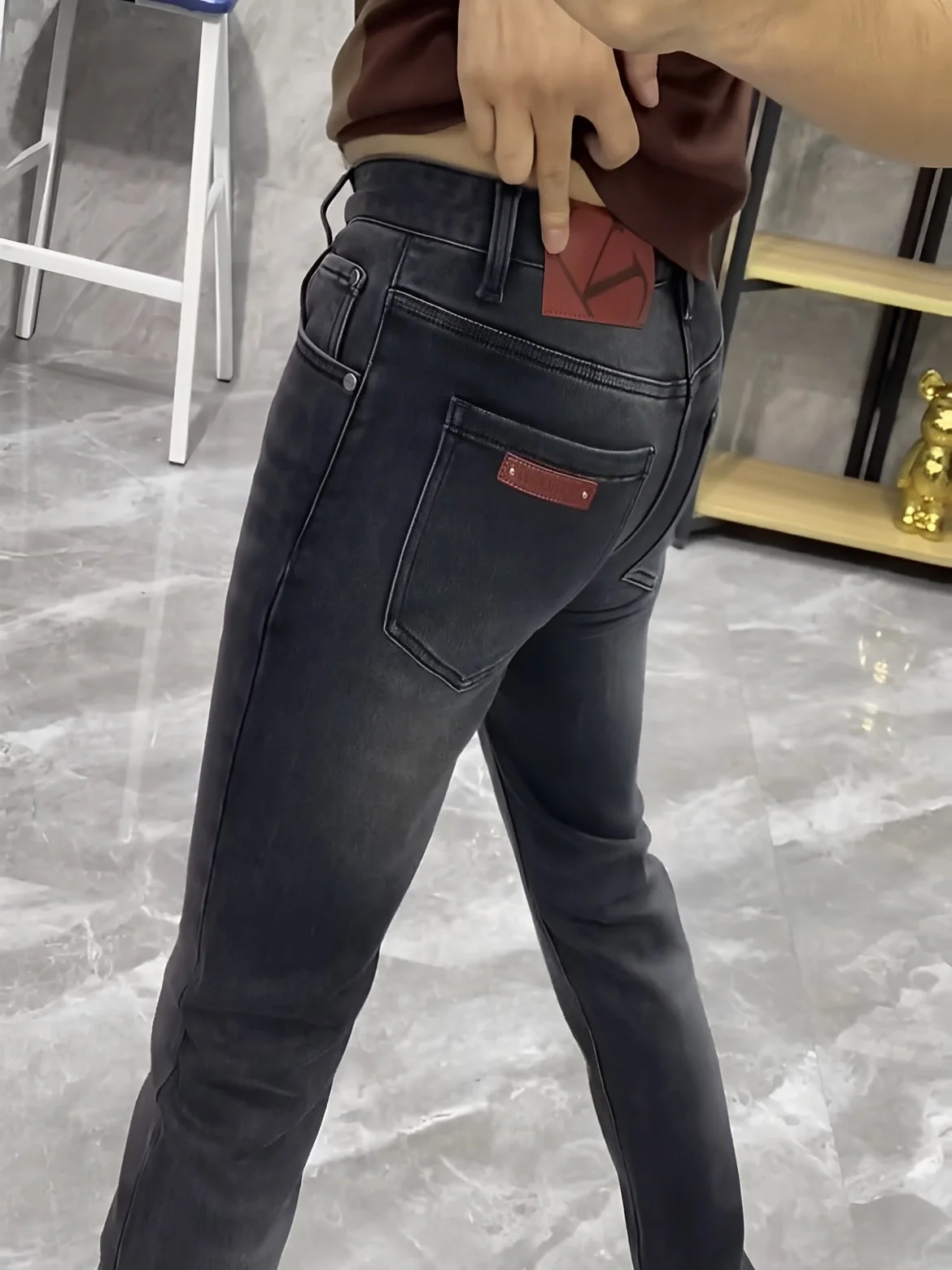 Men's Autumn Faion Comfortable Slim Fit Jeans Sli Trendy Versatile Durable Quali Denim mid Waist Long Pants
Men's Autumn Faion Comfortable Slim Fit Jeans Sli Trendy Versatile Durable Quali Denim mid Waist Long Pants