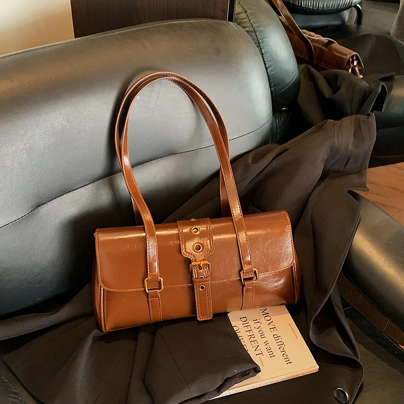 Women's Fashion Crossbody Bag, Supple Leather Shoulder Bag, Luxury Brand, Elegant Classic Versatility
Women's Fashion Crossbody Bag, Supple Leather Shoulder Bag, Luxury Brand, Elegant Classic Versatility