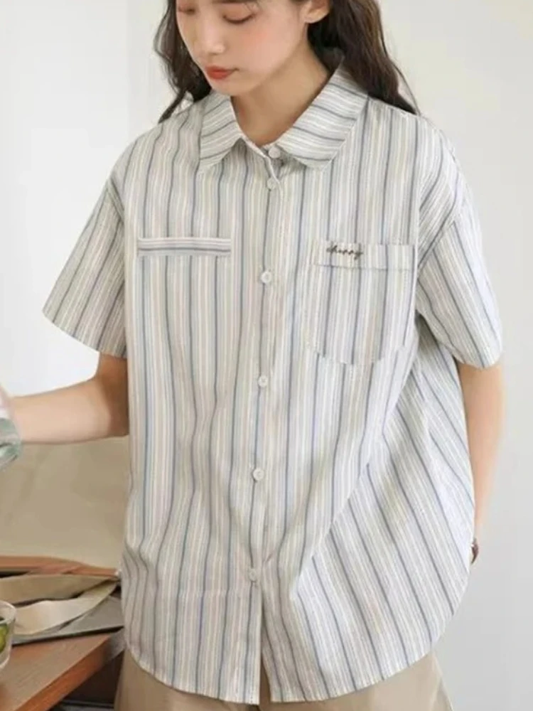 Y2k Vintage Striped Shirt Women Loose Short Sleeve Blouse Casual Korean Summer Preppy Style All Match Female Kawaii Camisas
Y2k Vintage Striped Shirt Women Loose Short Sleeve Blouse Casual Korean Summer Preppy Style All Match Female Kawaii Camisas