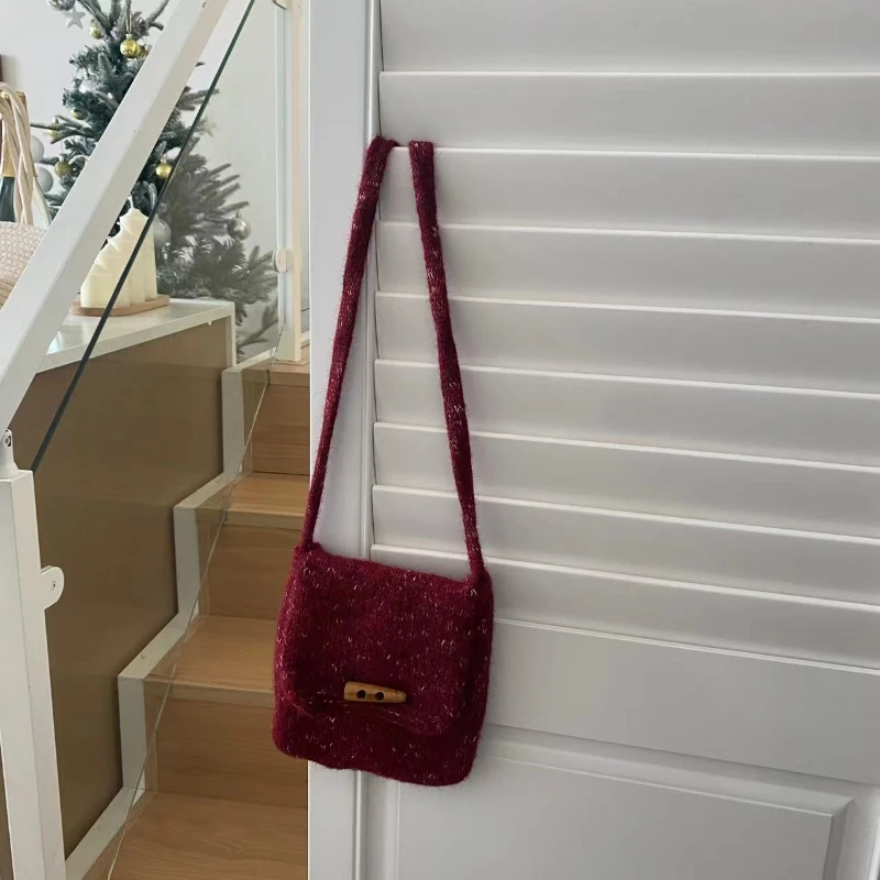 Children Messenger Bags Vintage Shoulder Bags Horn Buckle Knitted Crossbody Bag Versatile Wallet Phone Bags Purse and Handbags
Children Messenger Bags Vintage Shoulder Bags Horn Buckle Knitted Crossbody Bag Versatile Wallet Phone Bags Purse and Handbags
