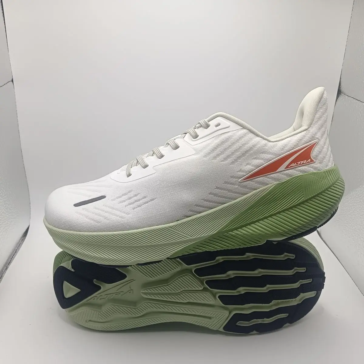 New 2025 Mens Breathable Sneakers Designer Trainers Mens Sports Casual Shoes Mens Sports Running Shoes
New 2025 Mens Breathable Sneakers Designer Trainers Mens Sports Casual Shoes Mens Sports Running Shoes