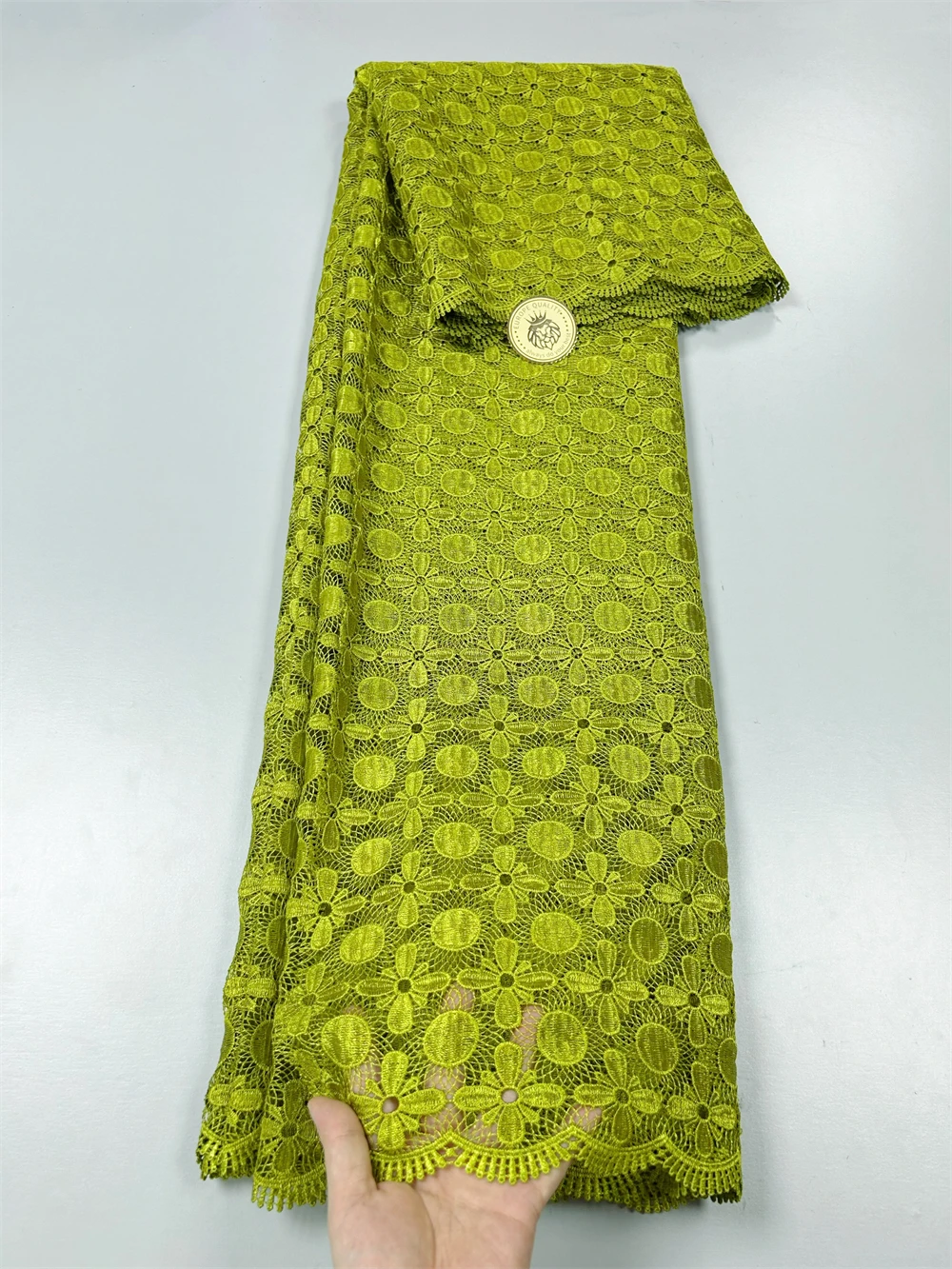 2024 Pure Color Nigerian Cord Guipure Lace Fabric High Quality Laser Cotton Water Soluble Lace Fabric African Dress For Women XX
2024 Pure Color Nigerian Cord Guipure Lace Fabric High Quality Laser Cotton Water Soluble Lace Fabric African Dress For Women XX