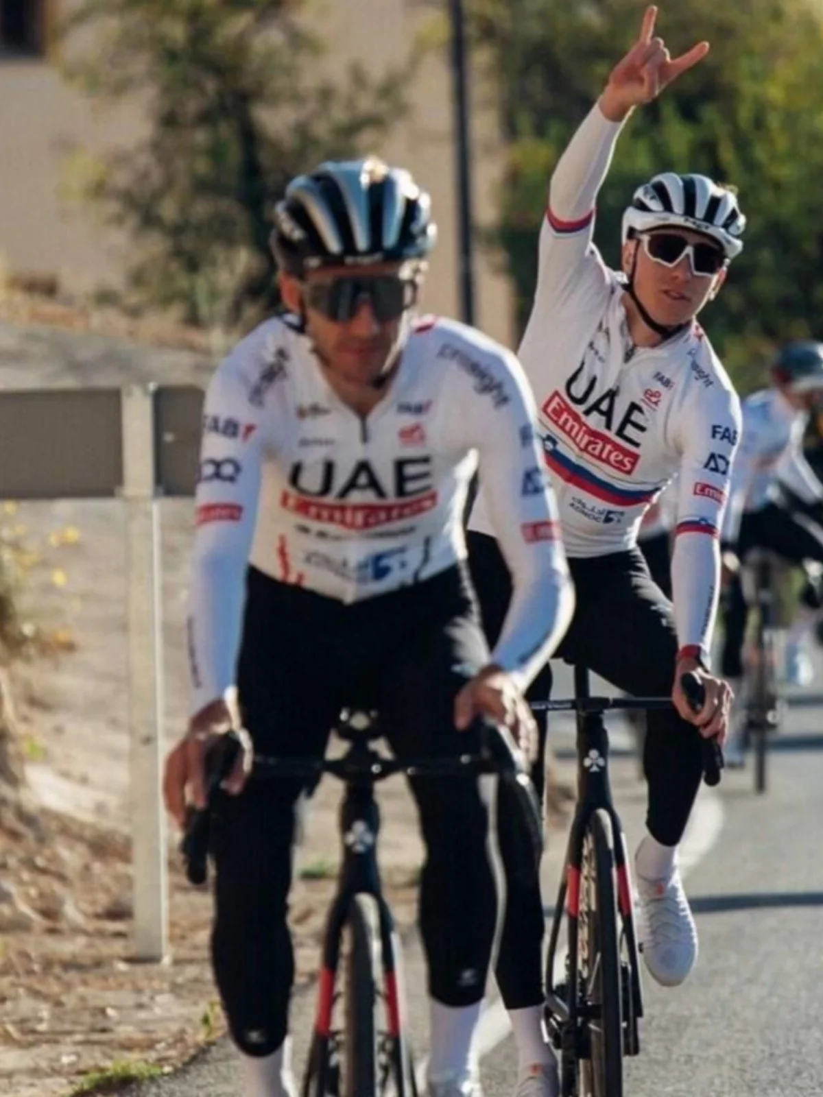 UAE Fan Edition Polartec Thermal Long Sve Cycling Clothing for Mountain And Road Bikes Winter Riding Suit Geeksion
UAE Fan Edition Polartec Thermal Long Sve Cycling Clothing for Mountain And Road Bikes Winter Riding Suit Geeksion