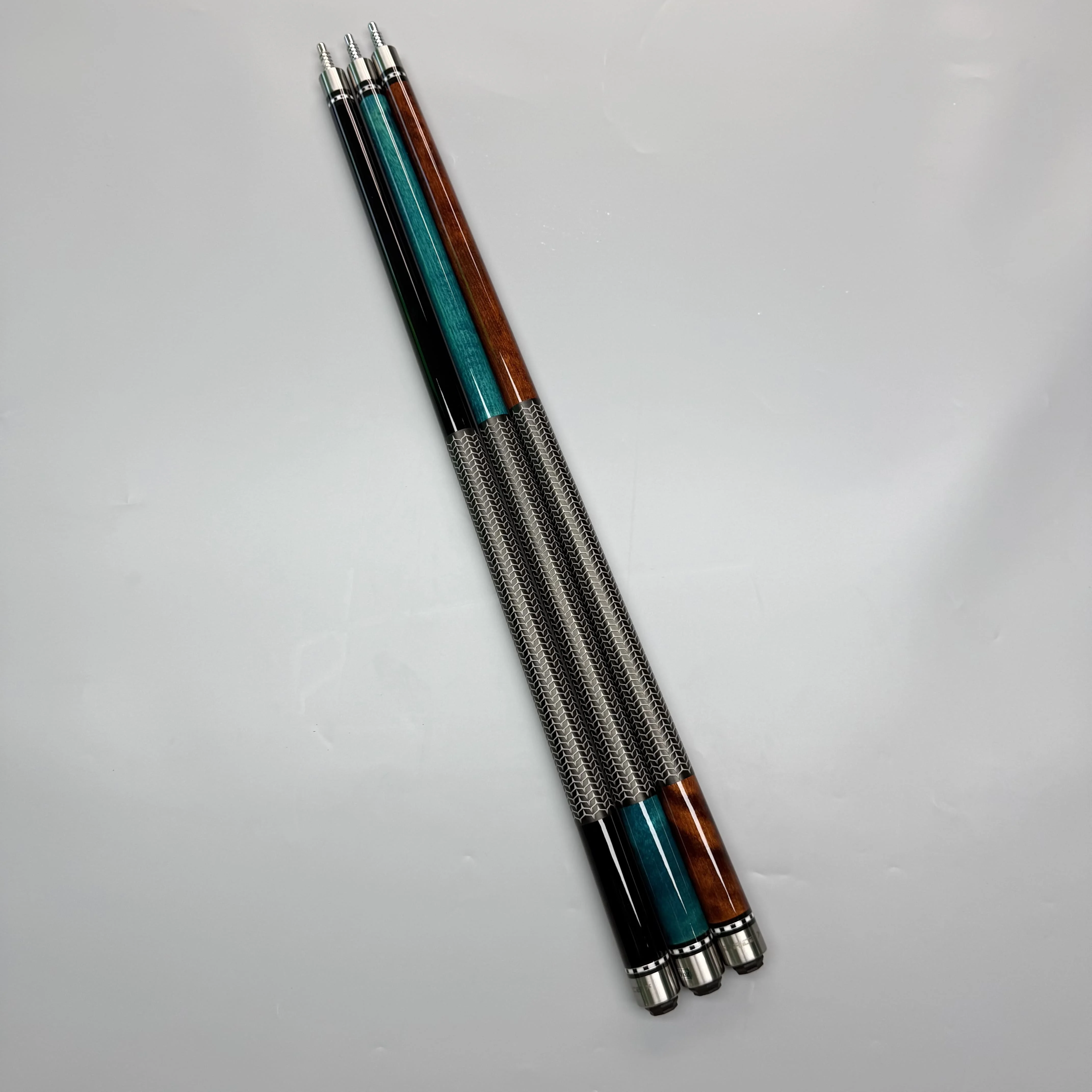 STLF Wholesale Canadian Maple Shaft Pool Cue Stick Big Head Tip 13mm Radial Joint Steel Product for Pool Players
STLF Wholesale Canadian Maple Shaft Pool Cue Stick Big Head Tip 13mm Radial Joint Steel Product for Pool Players