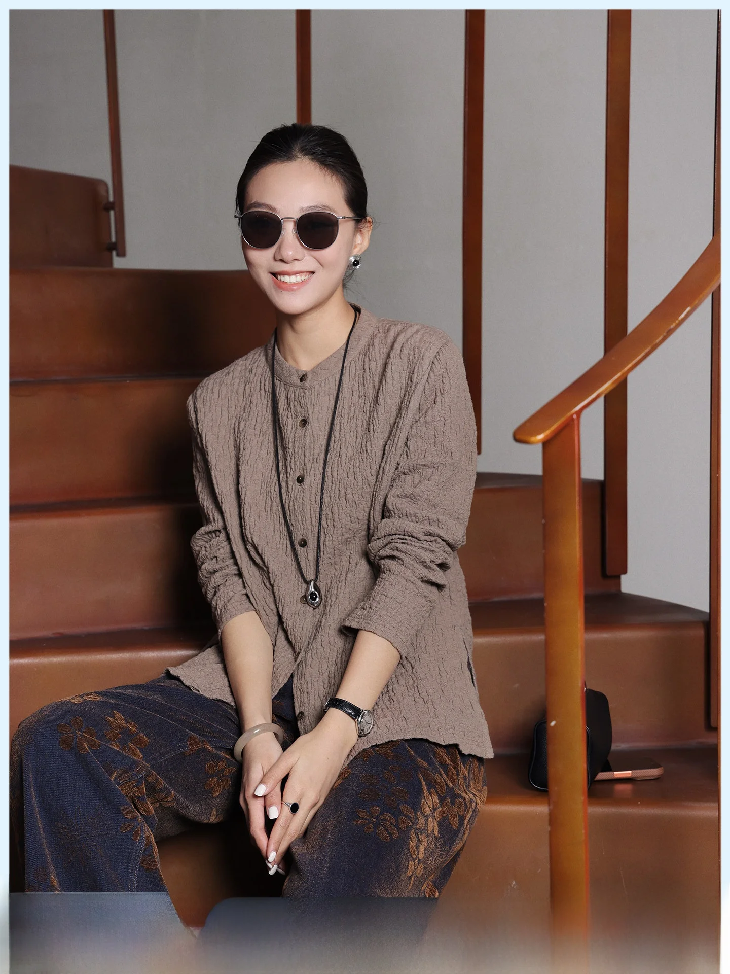 Spring 2026 Women's Knitted Long Sve round Ne Open Cardigan Textured Folded High-End Versatile Cotton Blend Breathable
Spring 2026 Women's Knitted Long Sve round Ne Open Cardigan Textured Folded High-End Versatile Cotton Blend Breathable