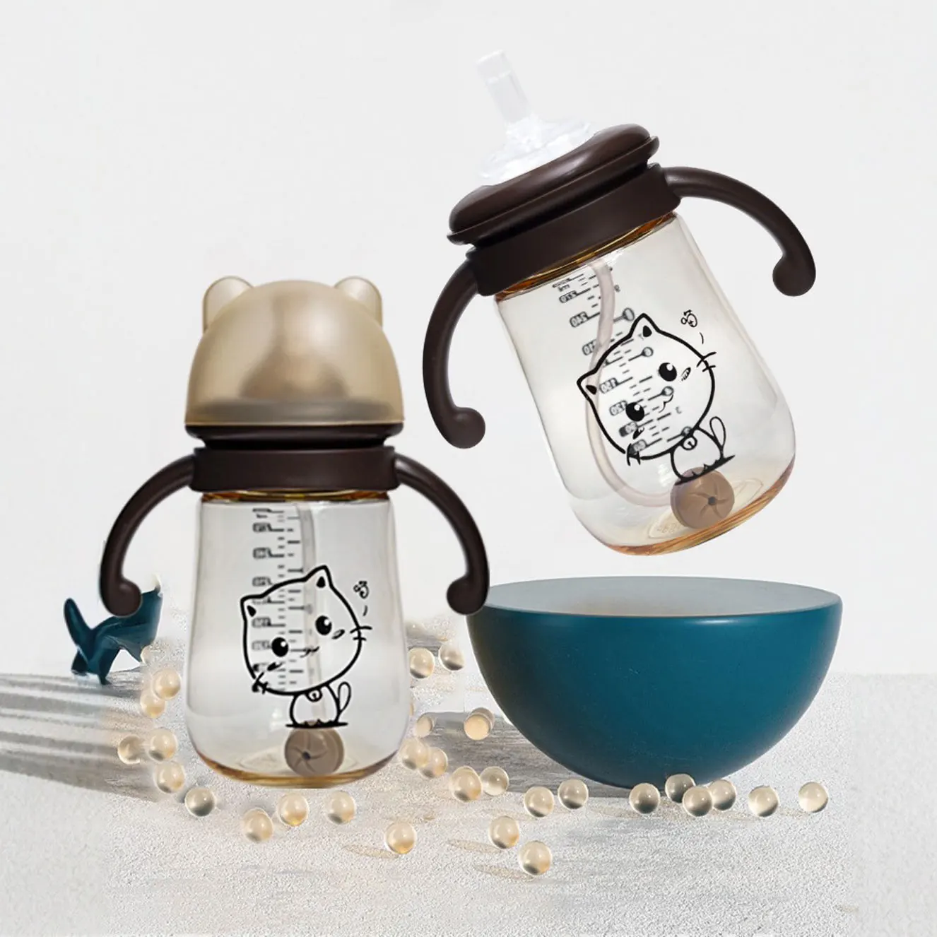 Детская чашка с ручкой, ударопрочная, с защитой от захлебывания, широкогорлая, в форме бутылочки, пластиковая, с силиконовой крышкой против колик.
Детская чашка с ручкой, ударопрочная, с защитой от захлебывания, широкогорлая, в форме бутылочки, пластиковая, с силиконовой крышкой против колик.