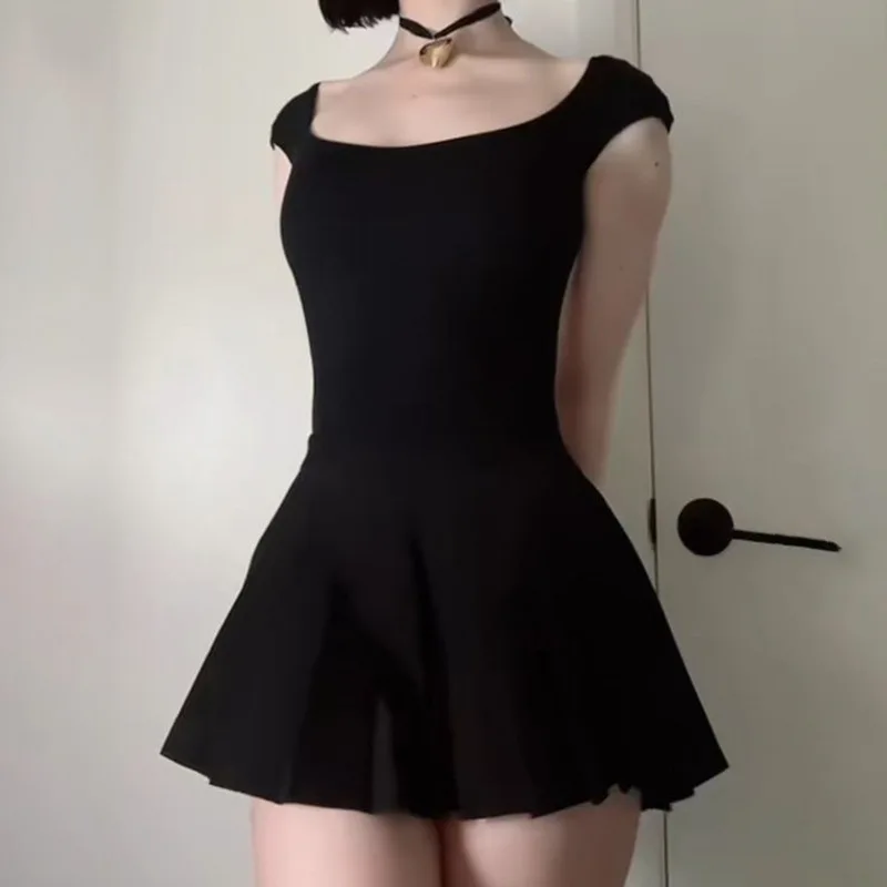 woman Women's Clothing Dresses pleated basic A-line short skirt female sexy backless waist slimming round neck spicy girl dress
woman Women's Clothing Dresses pleated basic A-line short skirt female sexy backless waist slimming round neck spicy girl dress