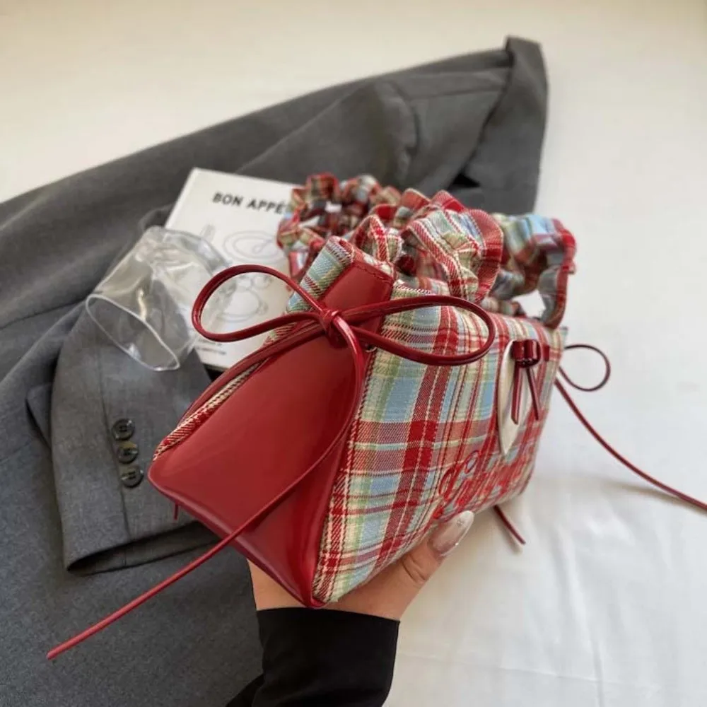 Drawstring Shoulder Strap French Stick Handbag Bow Ribbon Contrast Color Plaid Shoulder Bag Embroidered Letters Heart
Drawstring Shoulder Strap French Stick Handbag Bow Ribbon Contrast Color Plaid Shoulder Bag Embroidered Letters Heart