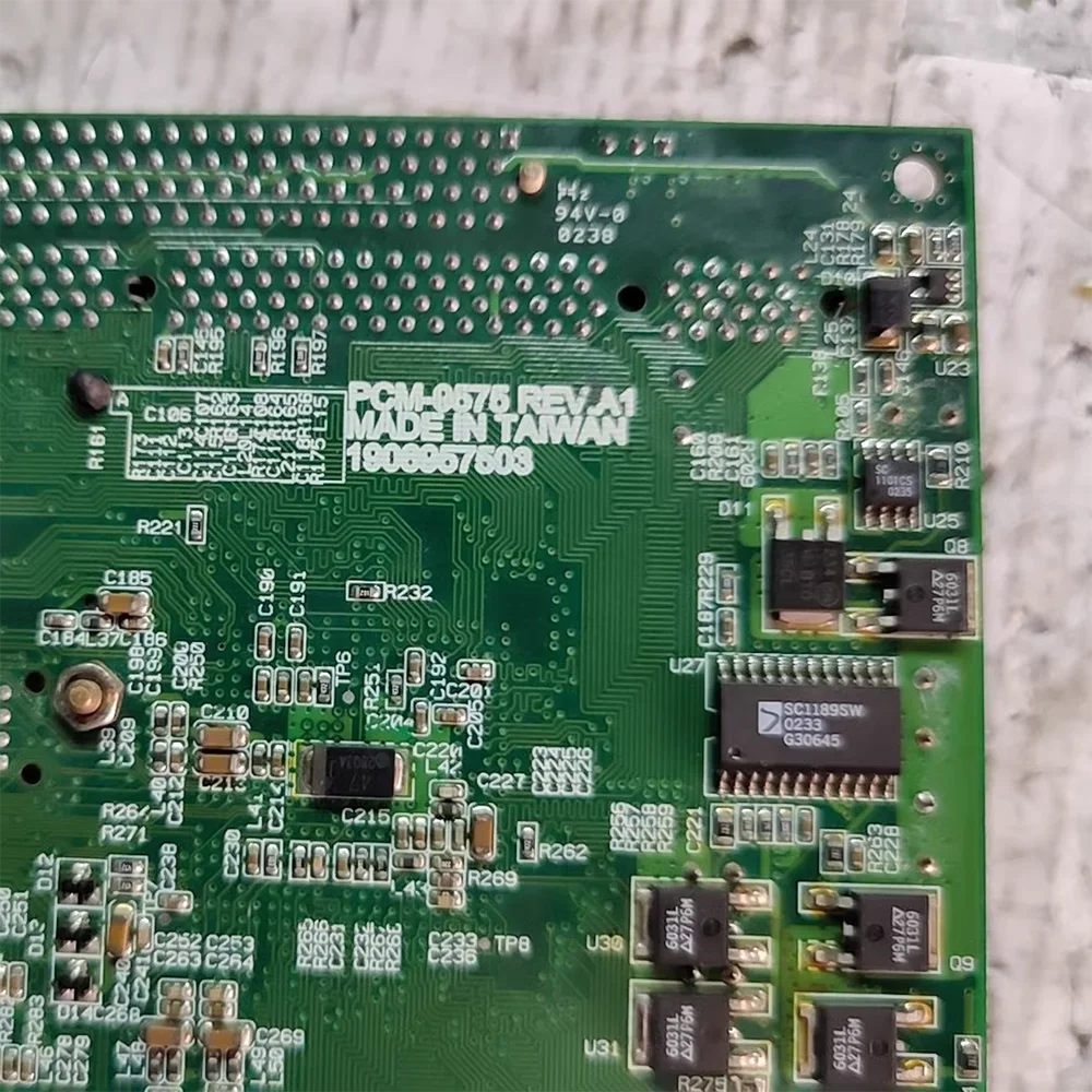 Оригинальная встроенная медицинская материнская плата промышленного управления PCM-9575 REV. А1
Оригинальная встроенная медицинская материнская плата промышленного управления PCM-9575 REV. А1