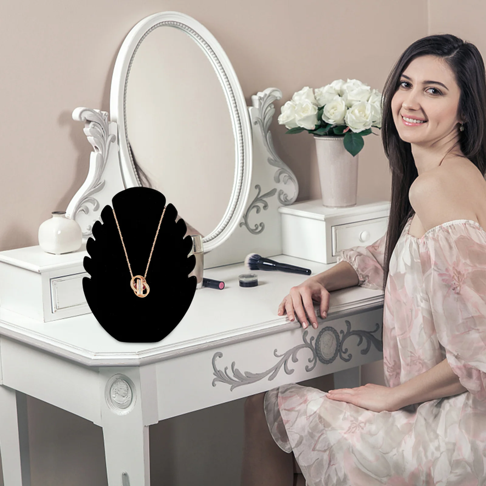 Show Jewelry Display Stand Storage Organizer Flannel Composite Board Necklace Hanger
Show Jewelry Display Stand Storage Organizer Flannel Composite Board Necklace Hanger