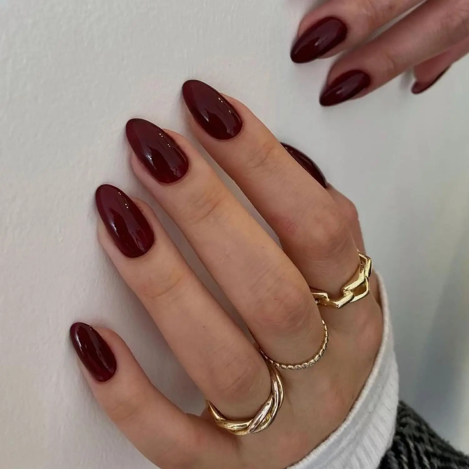 Short Almond Press on Nails 24 Pcs Burgundy Wine Red Solid Color Fake Nails with Glue for Women
Short Almond Press on Nails 24 Pcs Burgundy Wine Red Solid Color Fake Nails with Glue for Women