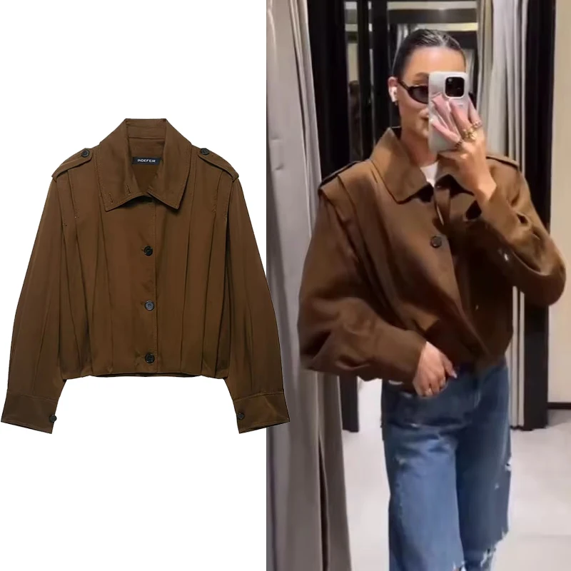 Женская уличная короткая куртка со свободными лацканами и пуговицами, осень 2021, модное женское повседневное пальто с длинным рукавом, новые куртки
Женская уличная короткая куртка со свободными лацканами и пуговицами, осень 2021, модное женское повседневное пальто с длинным рукавом, новые куртки 