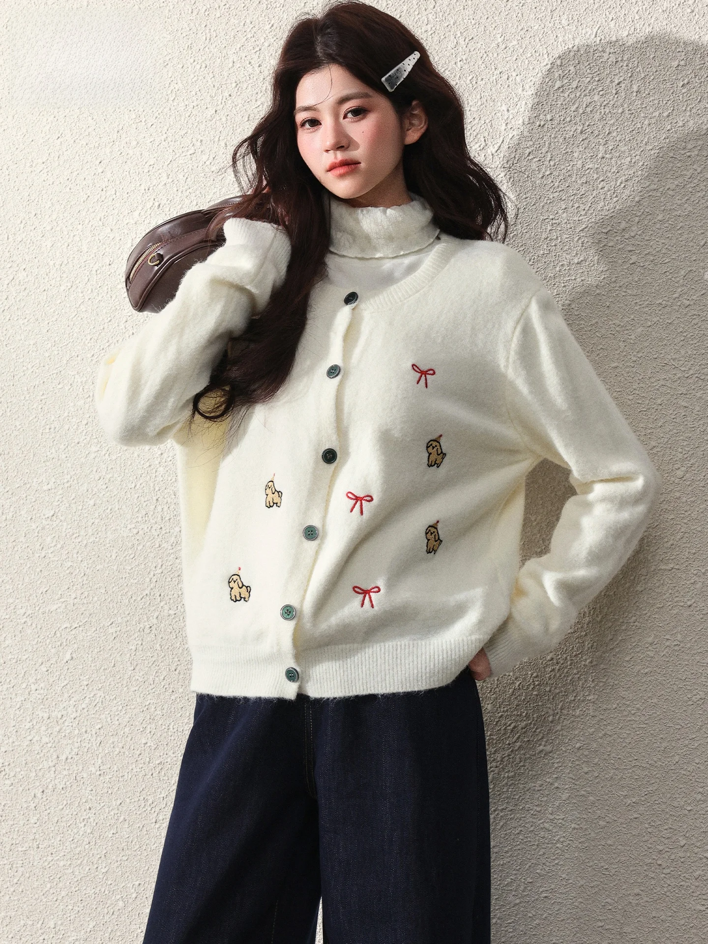 Korean Style Sweet Little Dog Embroidered Knitted Cardigan Women's Summer Fashion Sweater Long Outerwear Loose Fit Long Sleeve
Korean Style Sweet Little Dog Embroidered Knitted Cardigan Women's Summer Fashion Sweater Long Outerwear Loose Fit Long Sleeve