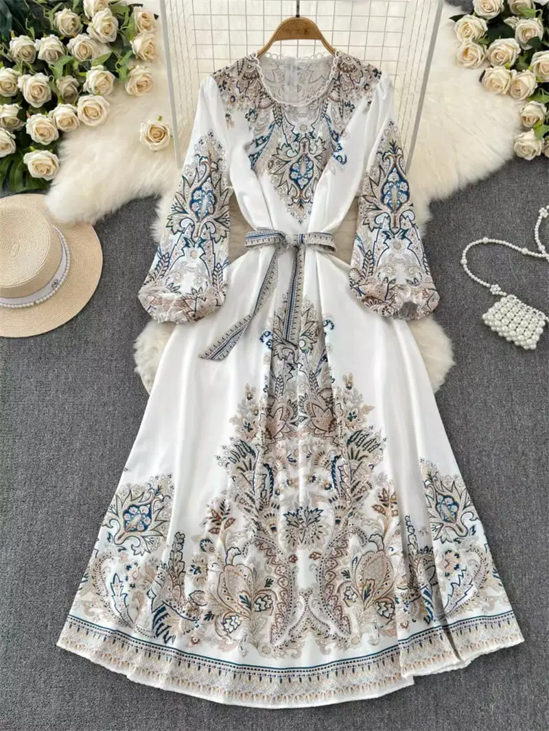 2024 Spring/Summer Vintage Palace Style Dress Long Sleeved Round Neck Waist Tie Up Retro Printed Maxi Dress For Women K296
2024 Spring/Summer Vintage Palace Style Dress Long Sleeved Round Neck Waist Tie Up Retro Printed Maxi Dress For Women K296