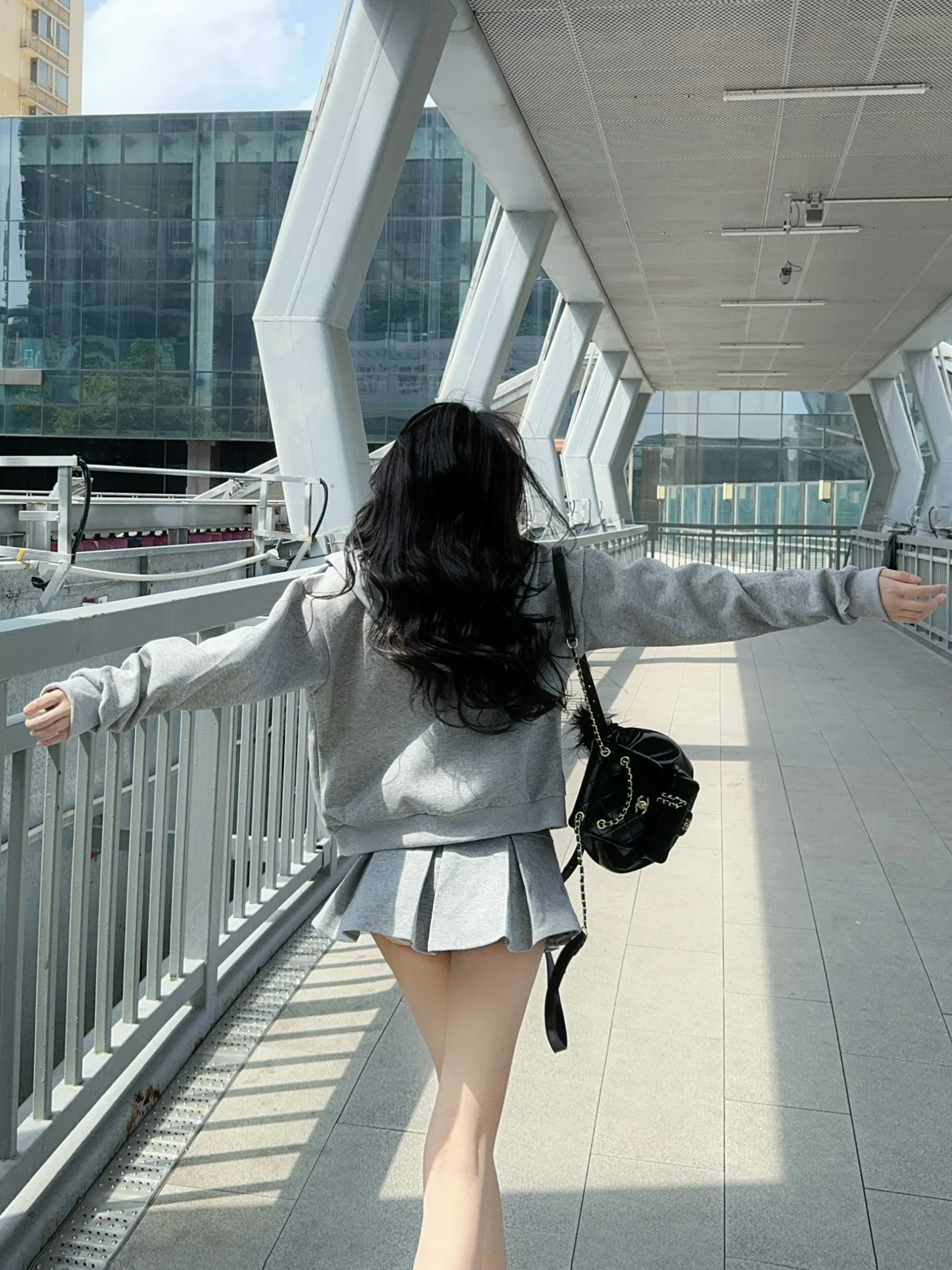 Beloved Golden Girl American Hot Girl ey Long Sve Sweatirt Pleated Skirt Sport Casual Pure Desire Set Street Sl...
Beloved Golden Girl American Hot Girl ey Long Sve Sweatirt Pleated Skirt Sport Casual Pure Desire Set Street Sl...