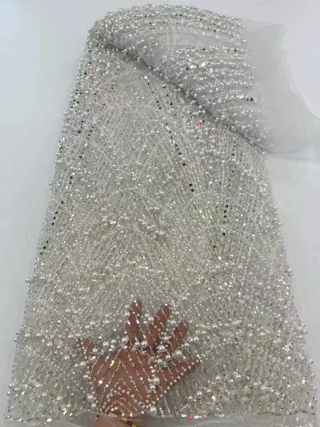 African Heavy Beads Lace Fabric 2025 High Quality Nigerian Sequins Groom Lace French Tulle Fabric For Wedding Party Dress Sewing
African Heavy Beads Lace Fabric 2025 High Quality Nigerian Sequins Groom Lace French Tulle Fabric For Wedding Party Dress Sewing
