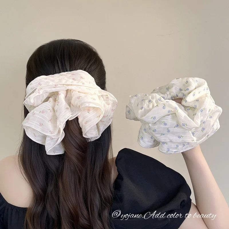 Forest Floral Scrunchie New Korean Style Gentle High-End Tie Large Rope Elegant Hair Flower
Forest Floral Scrunchie New Korean Style Gentle High-End Tie Large Rope Elegant Hair Flower