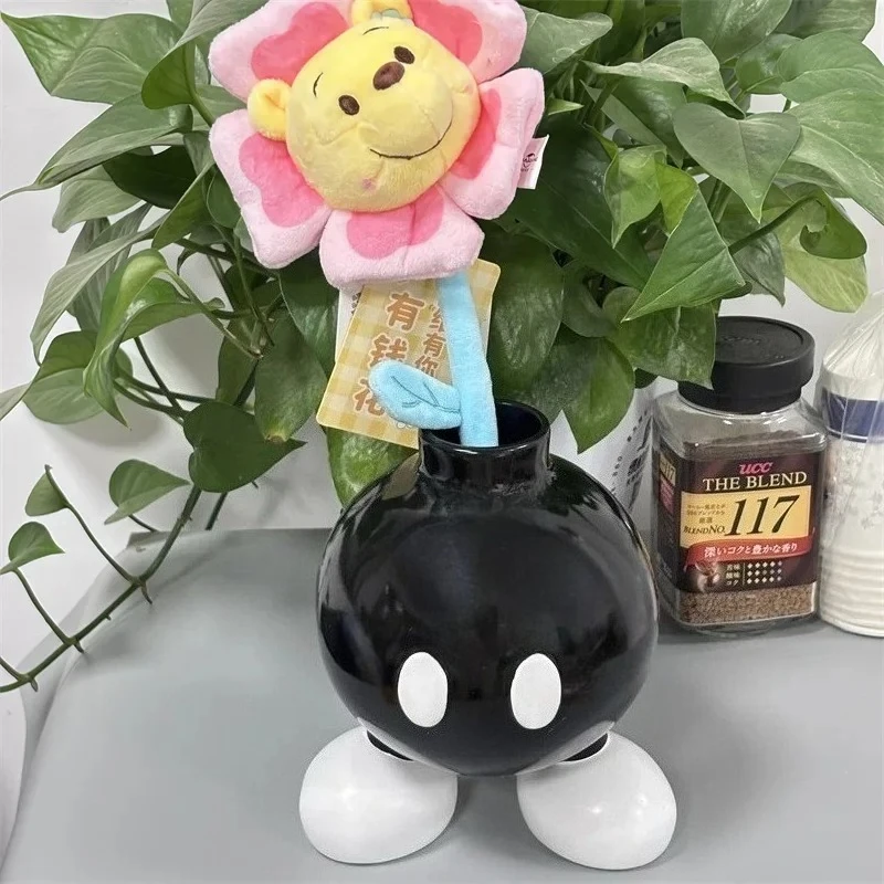 Креативная ваза с Микки Диснеем из мультфильма Диснея, офисная настольная модель, скульптура, украшения для гостиной, ТВ-шкафа, украшение для дома, подарки
Креативная ваза с Микки Диснеем из мультфильма Диснея, офисная настольная модель, скульптура, украшения для гостиной, ТВ-шкафа, украшение для дома, подарки