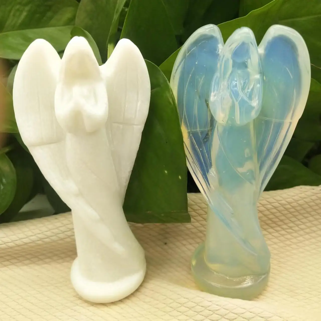 Natural Opal Goddess Angel Statue Healing Crystal Opal Lady Body Carved Sculpture Woman Torso Energy Witchcraft Charm Stones
Natural Opal Goddess Angel Statue Healing Crystal Opal Lady Body Carved Sculpture Woman Torso Energy Witchcraft Charm Stones