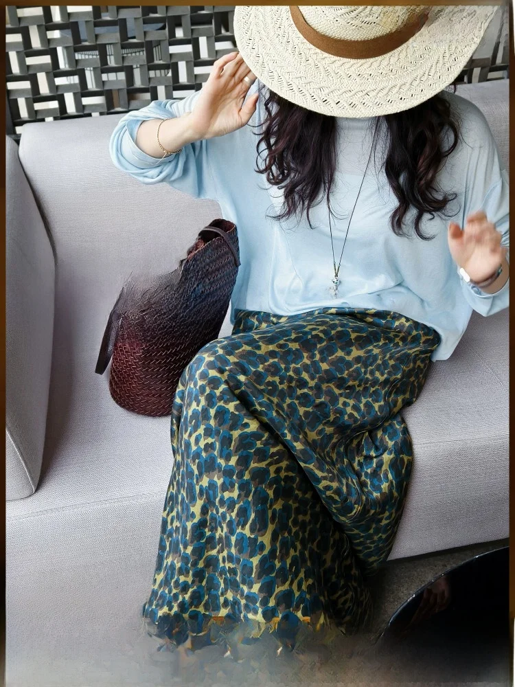 Blue Leopard Print Ruffle Hem Straight Skirt High Waist Casual Wear Meiyang Lacey Contrast Color Leopard Pattern Skirts
Blue Leopard Print Ruffle Hem Straight Skirt High Waist Casual Wear Meiyang Lacey Contrast Color Leopard Pattern Skirts