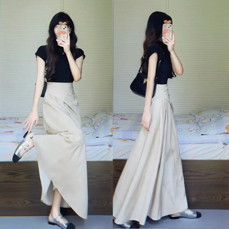 Summer Outfit Women's Retro Black Slim Fit Short Sleeve Top High Waist Slimming Half Skirt Two Piece Set Casual Style Breathable
Summer Outfit Women's Retro Black Slim Fit Short Sleeve Top High Waist Slimming Half Skirt Two Piece Set Casual Style Breathable