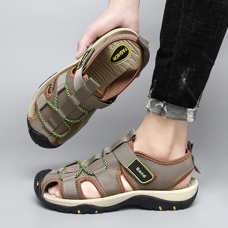 Мужские летние кроссовки-сандалии с плоской подошвой для вождения, пляжные туфли Baotou для активного отдыха, нескользящие, для дома, большие размеры
Мужские летние кроссовки-сандалии с плоской подошвой для вождения, пляжные туфли Baotou для активного отдыха, нескользящие, для дома, большие размеры