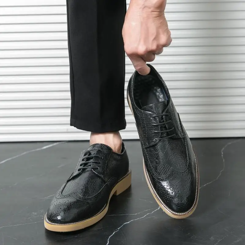 Party men's shoes Mokasin shoes New British style casual small leather shoes Men's work
Party men's shoes Mokasin shoes New British style casual small leather shoes Men's work