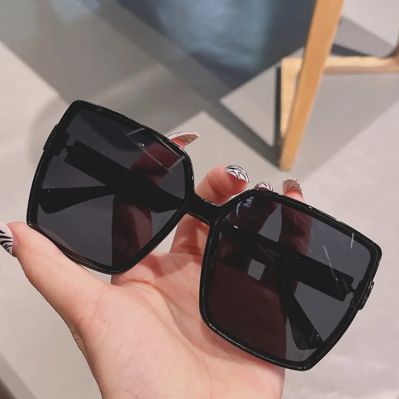White Frame Square D-Shaped Sunglasses Fashion Sunglasses High-Grade Personality Vintage Sunglasses Trendy
White Frame Square D-Shaped Sunglasses Fashion Sunglasses High-Grade Personality Vintage Sunglasses Trendy