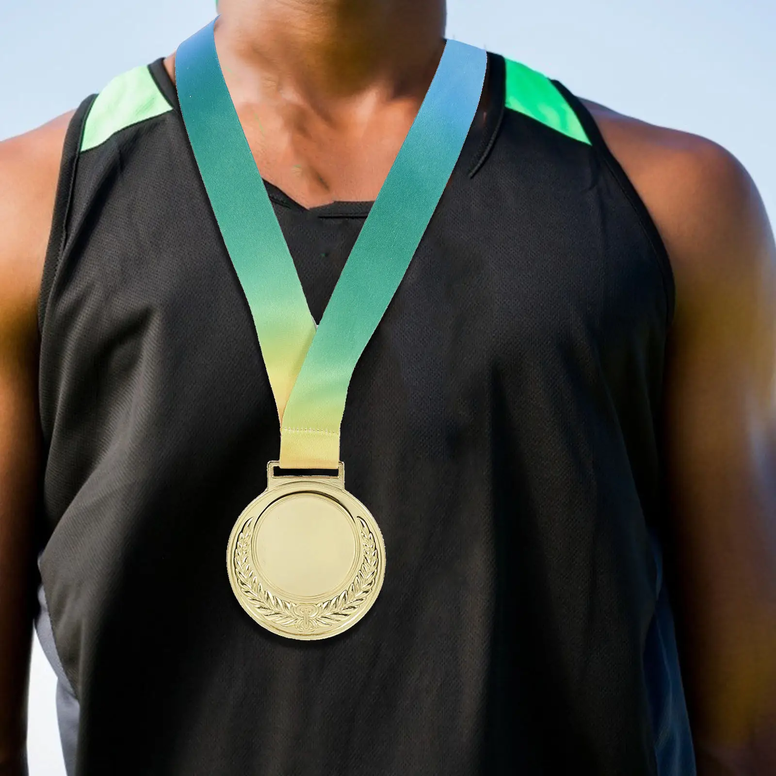 Набор из 3 медалей для соревнований, высококачественные металлические награды для победителей школьных спортивных мероприятий, призы для награждения с лентами
Набор из 3 медалей для соревнований, высококачественные металлические награды для победителей школьных спортивных мероприятий, призы для награждения с лентами