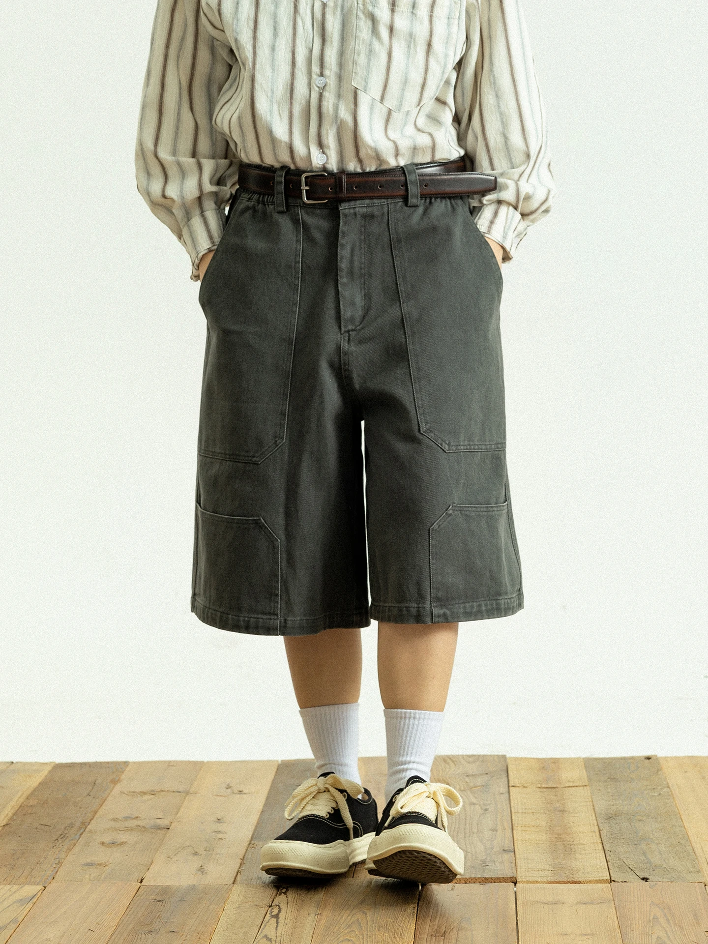 GoodNorth Vintage Work Pants Five-Quarter Shorts Loose Straight Leg Wide Leg Mid-Calf for Men And Women Spring Summer
GoodNorth Vintage Work Pants Five-Quarter Shorts Loose Straight Leg Wide Leg Mid-Calf for Men And Women Spring Summer
