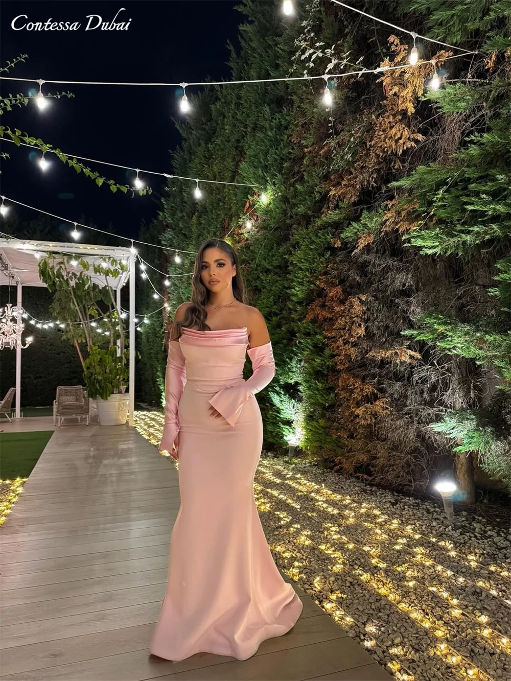 Contessa Dubai Custom Satin Prom Dress With sleeves Strapless Vestidos de noche Column Court Train Formal evening events dress
Contessa Dubai Custom Satin Prom Dress With sleeves Strapless Vestidos de noche Column Court Train Formal evening events dress