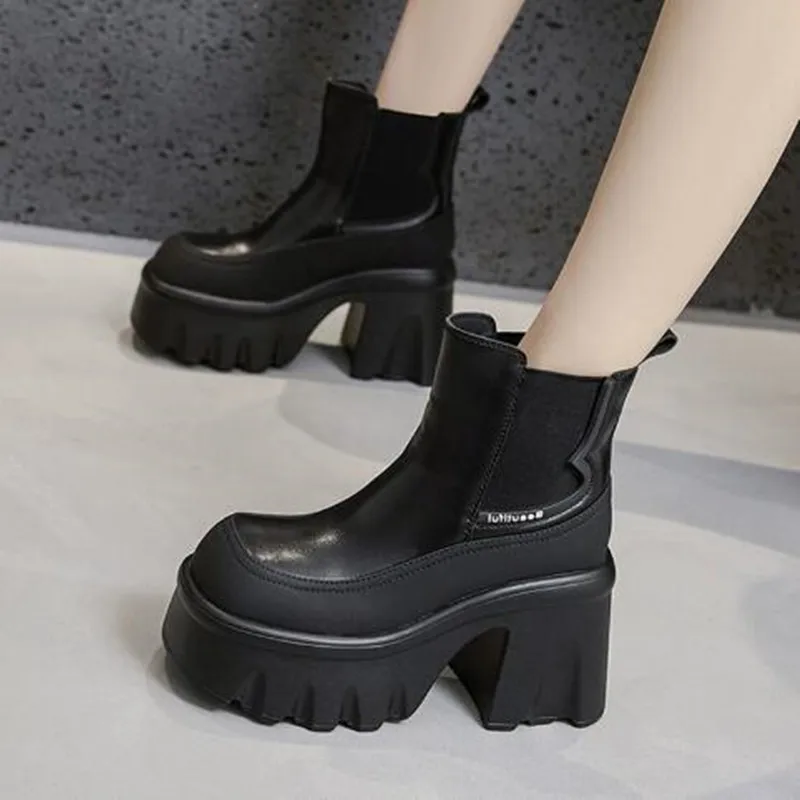 2026 Fashion British Style Ankle Boots Women Autumn Winter Non Slip Leather Short Boots Platform Chunky Booties 10CM High Heels
2026 Fashion British Style Ankle Boots Women Autumn Winter Non Slip Leather Short Boots Platform Chunky Booties 10CM High Heels
