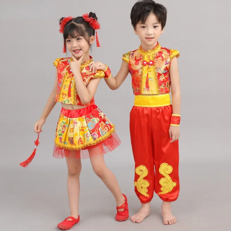 Girls National Fan Dance Stage Performance Red Chinese Style Hanfu Suit Hmong Clothes Fan Dance Costumes Yangko Stage Clothing
Girls National Fan Dance Stage Performance Red Chinese Style Hanfu Suit Hmong Clothes Fan Dance Costumes Yangko Stage Clothing
