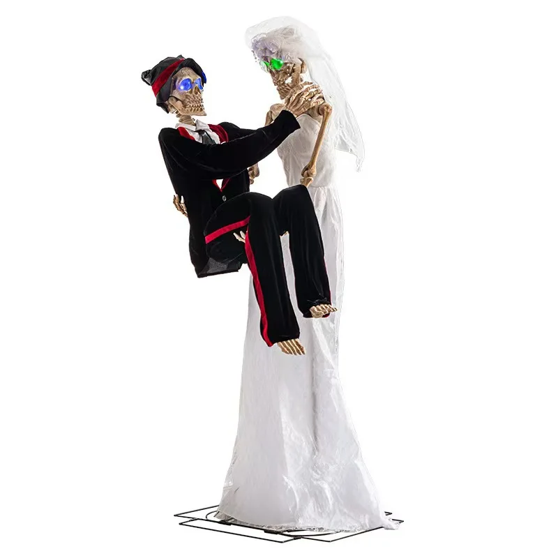 Halloween Bride Hugs Groom Skull Doll Glowing Haunted House Secret Room Ornament Props Halloween Outburst Words
Halloween Bride Hugs Groom Skull Doll Glowing Haunted House Secret Room Ornament Props Halloween Outburst Words
