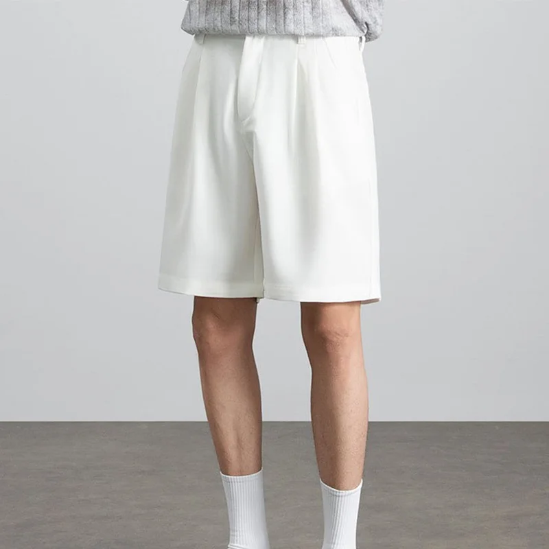 Plus-Size Men's Summer New White Suit Shorts with a High-End Feel, Trendy Loose Five-Point Pants, Versatile for Commuting
Plus-Size Men's Summer New White Suit Shorts with a High-End Feel, Trendy Loose Five-Point Pants, Versatile for Commuting