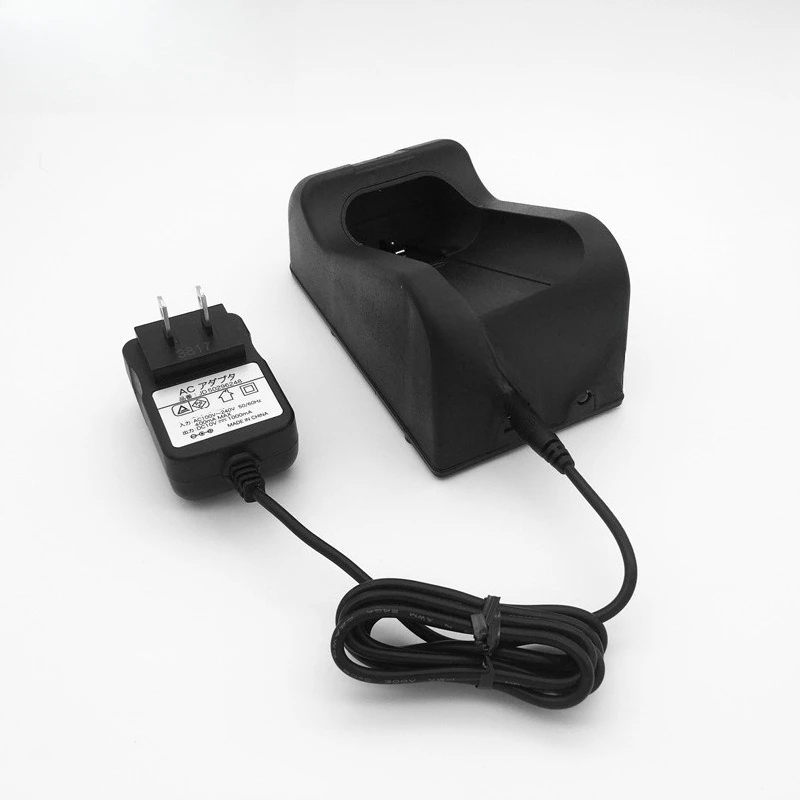 Rechargeable electric lawn mower charging adapter
Rechargeable electric lawn mower charging adapter