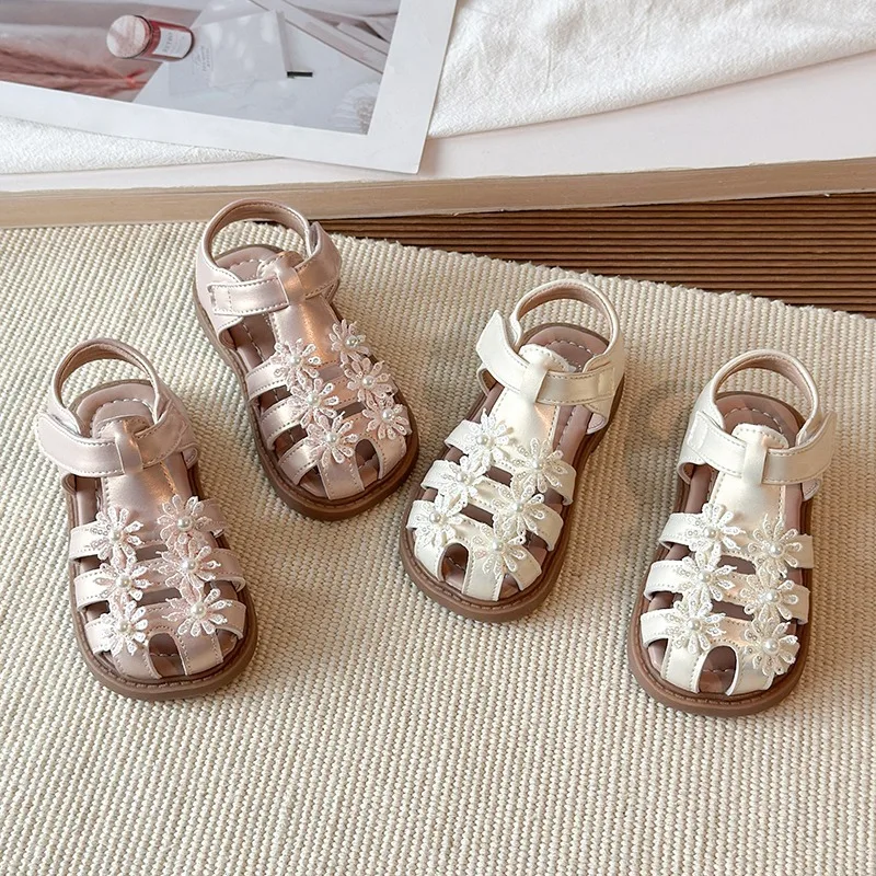 Girls Roman Sandals Summer 2026 New Soft Sole Children's Flat Sandals Fashion Flower Baby Princess Shoes Kids Causal Shoes
Girls Roman Sandals Summer 2026 New Soft Sole Children's Flat Sandals Fashion Flower Baby Princess Shoes Kids Causal Shoes