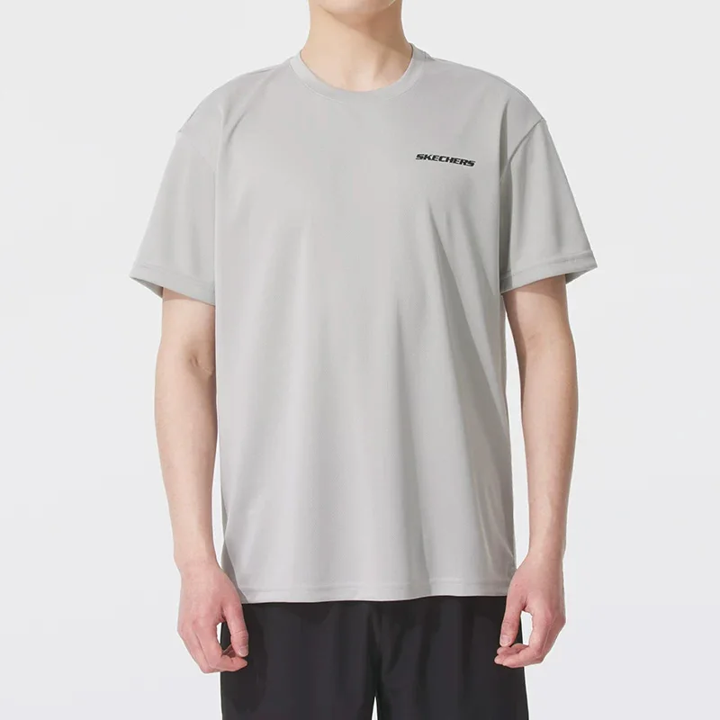 Skechers T-shirt Men's Casual Sports Fitness Clothing Comfortable and Breathable Shirt Short Sleeve P225U117-02VP
Skechers T-shirt Men's Casual Sports Fitness Clothing Comfortable and Breathable Shirt Short Sleeve P225U117-02VP
